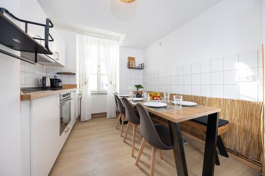 6P Apartment, Zentral, Ruhig, Gruppenfreundlich, Parkplätze Bild 3 6P Apartment, Zentral, Ruhig, Gruppenfreundlich, Parkplätze Bild 3