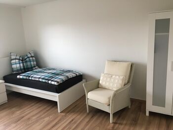 Moderne Unterkünfte für 1 bis 12 Personen in Mainz Picture 2 Moderne Unterkünfte für 1 bis 12 Personen in Mainz Picture 2