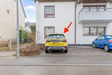 Kostenloser Parkplatz direkt vor dem Haus, auch für Transporter geeignet. Kostenloser Parkplatz direkt vor dem Haus, auch für Transporter geeignet.