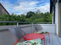 Rote Etage_Mainstockheim nahe Würzburg Kitzingen A7 mit Bhf Bild 1 Rote Etage_Mainstockheim nahe Würzburg Kitzingen A7 mit Bhf Bild 1