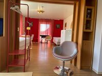 Rote Etage_Mainstockheim nahe Würzburg Kitzingen A7 mit Bhf Bild 9 Rote Etage_Mainstockheim nahe Würzburg Kitzingen A7 mit Bhf Bild 9
