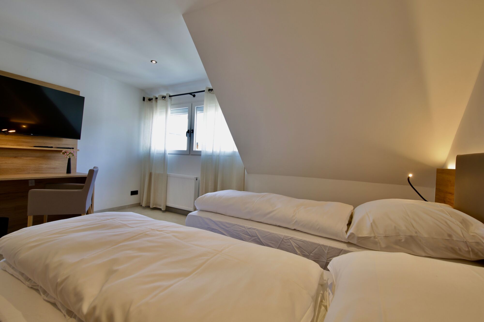 Zdjęcie 4 Zdjęcie 4