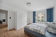 Frisch renoviert + modern eingerichtet 4 Zimmer Apartment Bild 9 Frisch renoviert + modern eingerichtet 4 Zimmer Apartment Bild 9