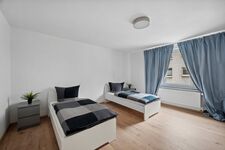 Frisch renoviert + modern eingerichtet 4 Zimmer Apartment Bild 11 Frisch renoviert + modern eingerichtet 4 Zimmer Apartment Bild 11