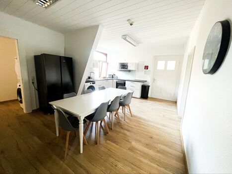 Krefeld House Deluxe Apartment - 15min to DUS & FREE Parking Krefeld House Deluxe Apartment - 15min to DUS & FREE Parking