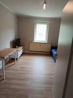 Wohn-/Schlafzimmer Wohn-/Schlafzimmer