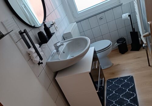 MB Homes Beuren (Single room)ganze Unterkunft für 4-6 Personen Bild 4 MB Homes Beuren (Single room)ganze Unterkunft für 4-6 Personen Bild 4