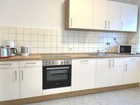 Balkon und Parkplätze | 3-12 Personen | Einzelzimmer möglich Bild 8 Balkon und Parkplätze | 3-12 Personen | Einzelzimmer möglich Bild 8