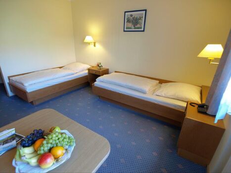 Zweibettzimmer Zweibettzimmer