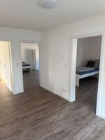 Große private Unterkunft für bis zu 8 Personen mit 5 Zimmern Bild 12 Große private Unterkunft für bis zu 8 Personen mit 5 Zimmern Bild 12