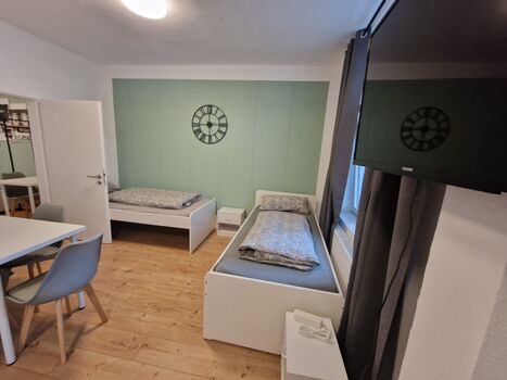 2-Zimmerwohnung mit Parkplatz und Waschmaschine in Bremen. 2-Zimmerwohnung mit Parkplatz und Waschmaschine in Bremen.