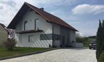 Haus mit Terrasse, Parkplatz, Küche – Nähe Wackersdorf Bild 2 Haus mit Terrasse, Parkplatz, Küche – Nähe Wackersdorf Bild 2