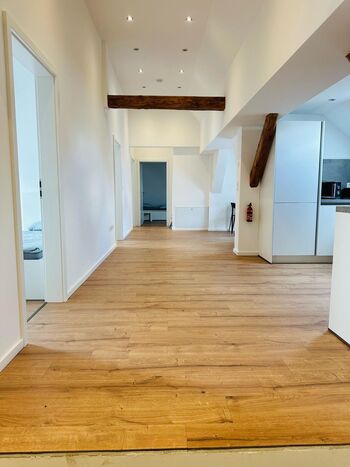 8 Wohnungen in Pöttmes, je Wohnung 1 Firma. Privat Parkplatz Zdjęcie 4 8 Wohnungen in Pöttmes, je Wohnung 1 Firma. Privat Parkplatz Zdjęcie 4