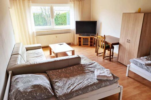 HomeRent in Ansbach, Petersaurach und Langenloh I HR-705-ansbach Bild 1 HomeRent in Ansbach, Petersaurach und Langenloh I HR-705-ansbach Bild 1