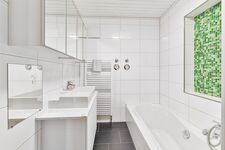Komfort-Appartement in Schorndorf mit Anbindung an B14 ! Zdjęcie 8 Komfort-Appartement in Schorndorf mit Anbindung an B14 ! Zdjęcie 8