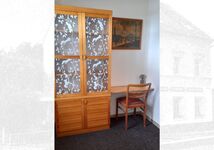 Raum 3, Schreibecke mit Schrank Raum 3, Schreibecke mit Schrank