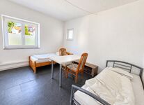4 Betten in komplett möblierte Wohnung Bild 2 4 Betten in komplett möblierte Wohnung Bild 2