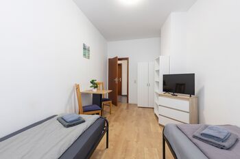FLEX Aparts - große, möblierte 3-Raum Wohnung in Zwickau Bild 5 FLEX Aparts - große, möblierte 3-Raum Wohnung in Zwickau Bild 5