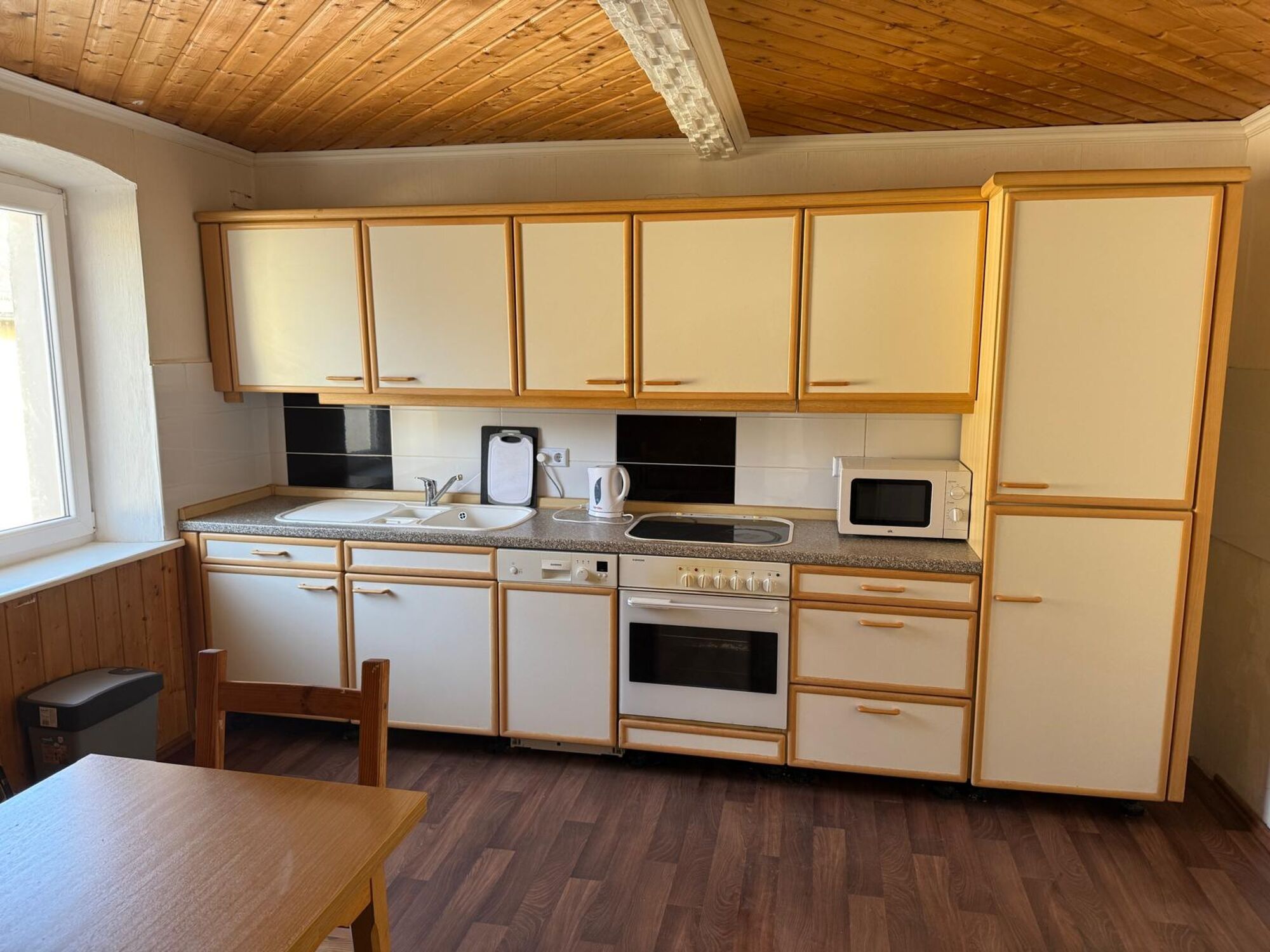 Picture 5