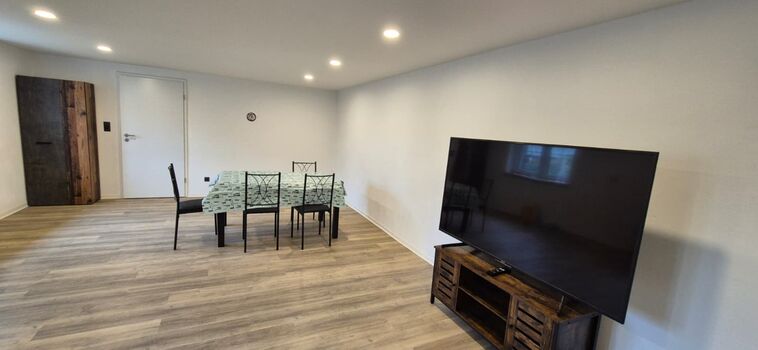 Gästezimmer / WG in Stößen Bild 1