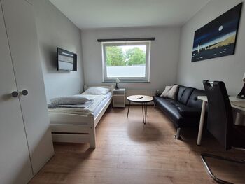 Apartment in Tarp Picture 4