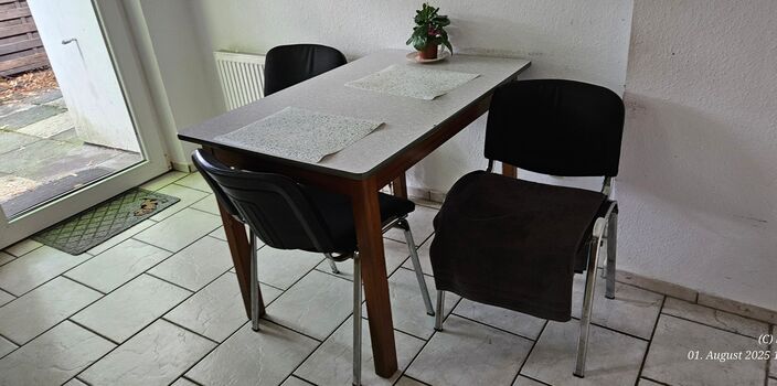 Klein aber fein - Die Besenkammer Bild 5