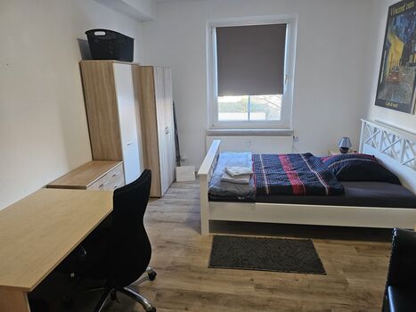 Lehrlingszimmer & Gästezimmer in Leuna Nähe BBS & Raffinerie Picture 2