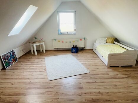 Ausziehbares Bett im DG 