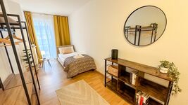 NI Innenstadt | 24 Betten | 5 Wohnungen | Küche | Parken 50m Zdjęcie 17