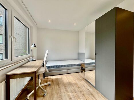 Toni-Sender-Straße 10, Frankfurt am Main Bild 2