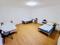 3 Bett Zimmer