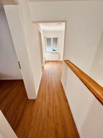 Vollausgestattetes Haus mit Terrasse und Parkplatz Bild 4