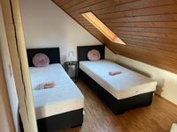 APPARTIO - Gästehaus Dorfblick - Küche + Waschmaschine Bild 19