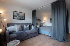 Wohn- und Schlafzimmer