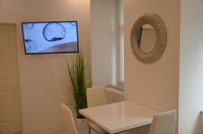 Cozy&Clean Apartment next Metro U4 Bild 8