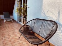 Großer Balkon zum Entspannen