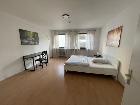 4 Zimmer Wohnung Zeil/Fressgasse Bild 4