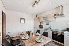 Wohnung Casadesaler, 3 Wohnungen für bis zu 15 Personen Picture 7