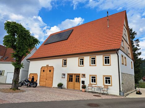 Ferienwohnung für eine Person o. Ferienhaus für 4-6 Personen