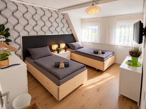 silentsun net - 2,5 Schlafzimmer, 5 Betten, nähe A24