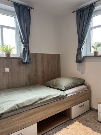 3-Zimmer Apartment: Einzelzimmer 1
