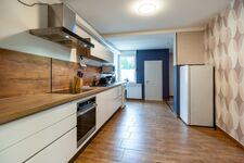 Stylische große 5-Zimmerwohnung WLAN*Free Parking* Picture 14