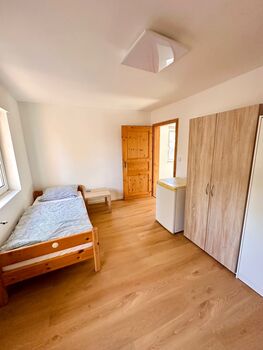Ihr Zimmer auf Zeit – günstig, sauber und unkompliziert.