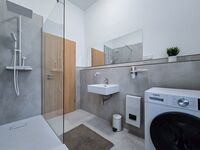 Moderne Apartments in Krefeld: 4 bis 16 Personen | Top-Lage Picture 21