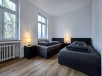 Moderne Apartments in Krefeld: 4 bis 16 Personen | Top-Lage Picture 27