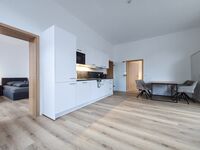 Moderne Apartments in Krefeld: 4 bis 16 Personen | Top-Lage Picture 25