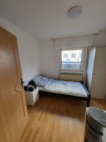 Frisch Sanierte Wohnung