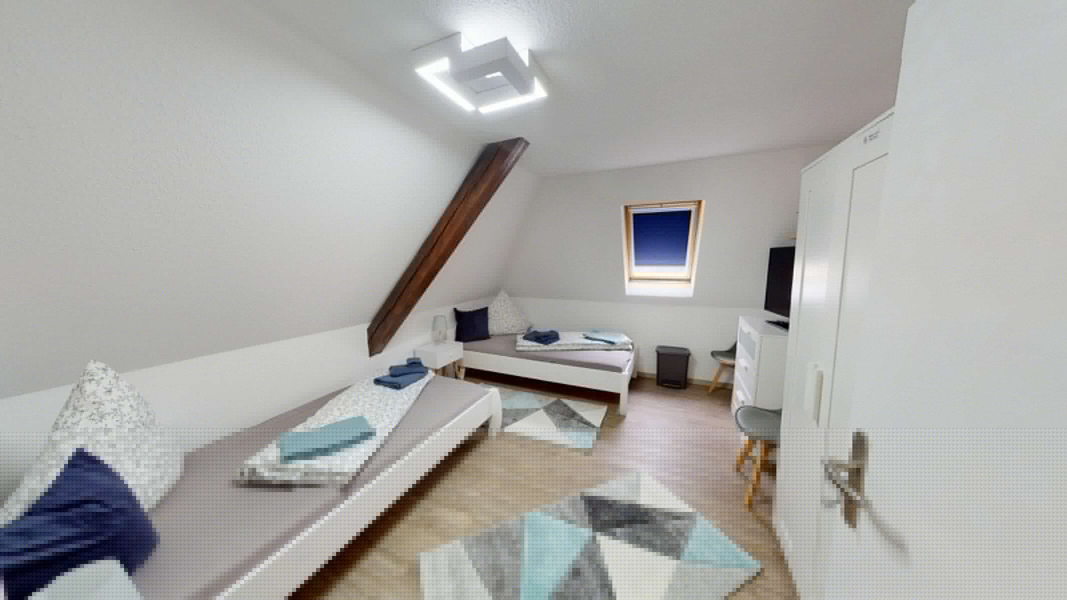 Schlafzimmer 1