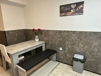 Wohnung in Friedrichsthal 2 ZKB Bild 6