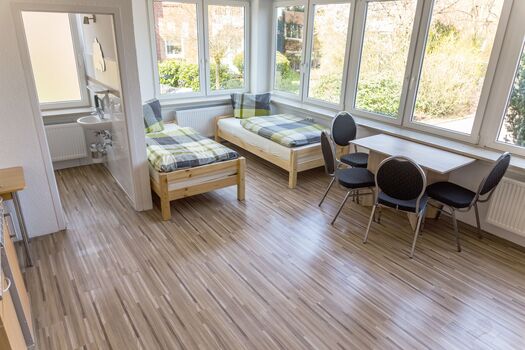 direkt an der A7 Hamburg - Boarding House Quickborn Bild 1